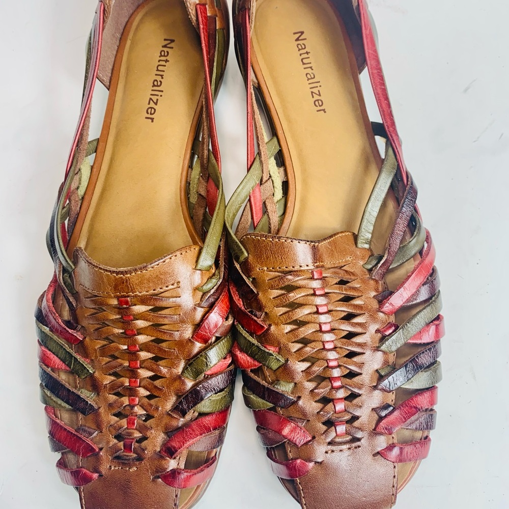 Naturalizer Leather huaraches multi color sandals